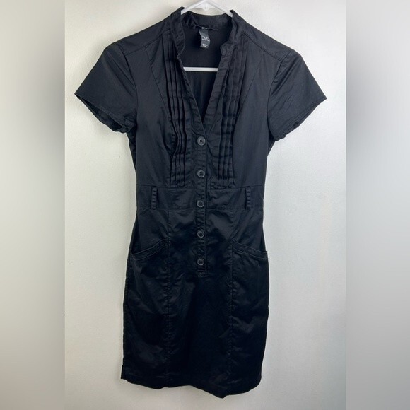 H&M Little Black Sheath Dress Front Pockets Button-down & Pleated accents, sz 2 - Picture 1 of 7